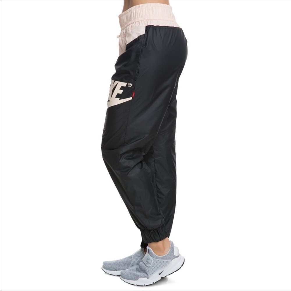 NWT Nike wind runner pants - Picture 2 of 6
